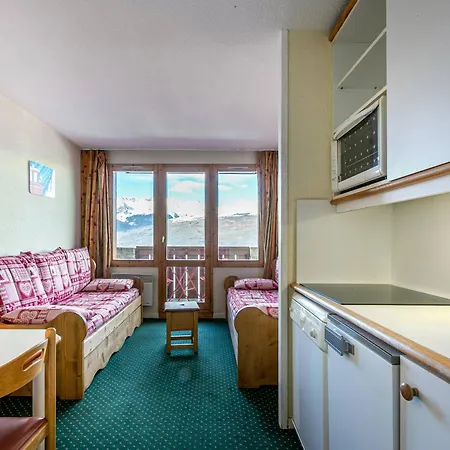 : 2 Pièces Pour 5, Balcon, Proche Pistes - Fr-1-353-68 La Plagne